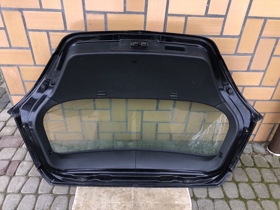Klapa bagażnika Opel Astra H 5d Z20R
