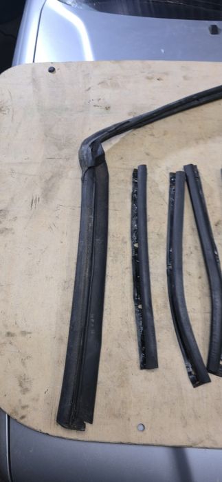 Uszczelki Dachu Audi 80 Cabrio Typ 89