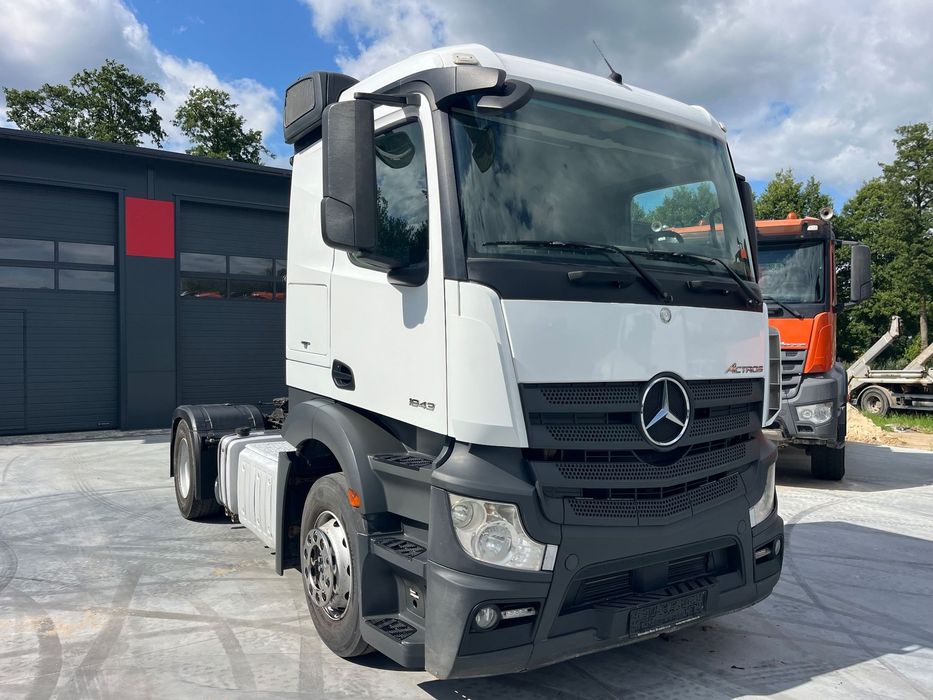 Mercedes-Benz