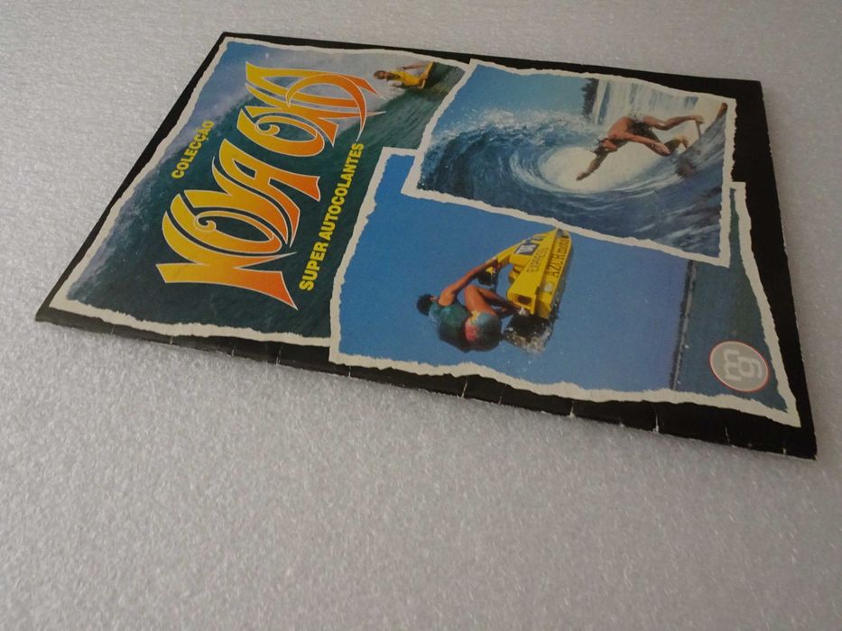 Caderneta de cromos Nova Onda - Tem 9 cromos