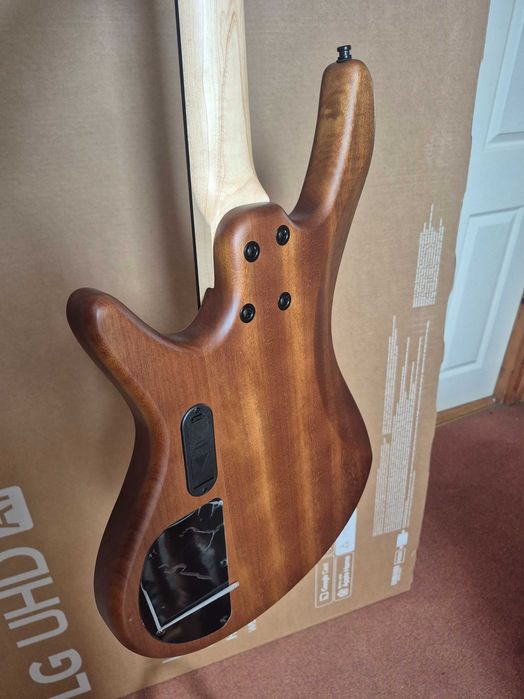 Gitara basowa ibanez gio 200