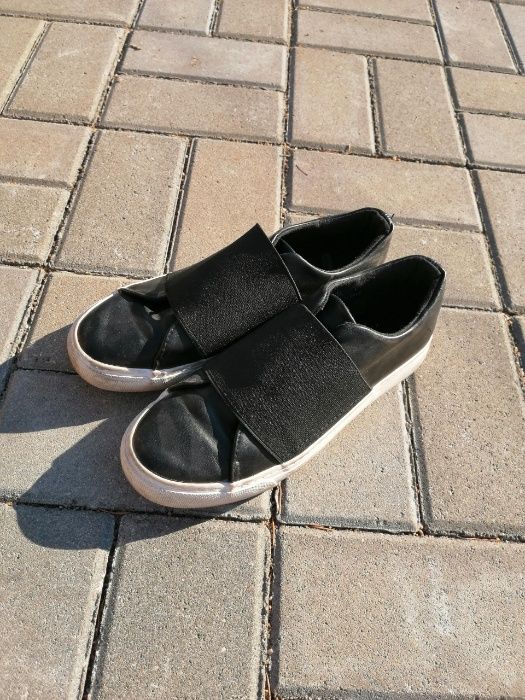 Trampki Sinsay rozmiar 38