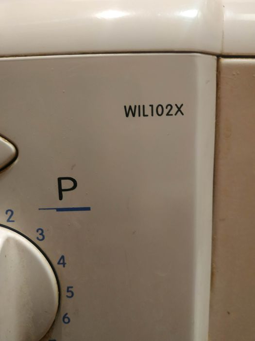 Стиральная машинка "INDESIT" WIL102X..
