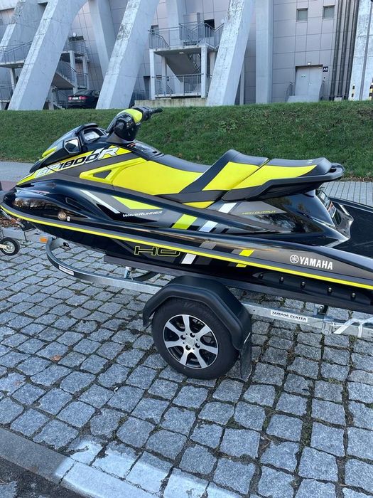 Super skuter YAMAHA GP1800R HO