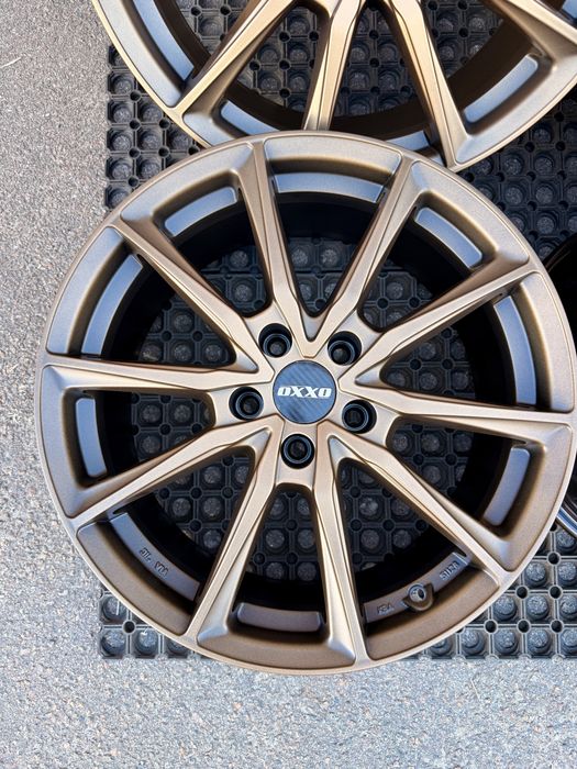 Диски легкосплавні  5/112 r18