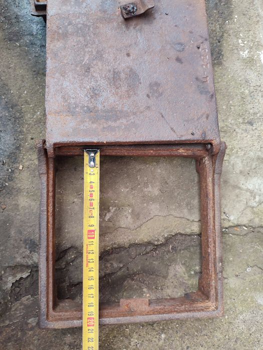 Продам баняк та плити чугунні