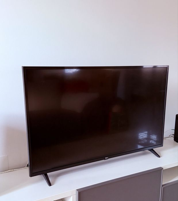 TV LG 43” UHD 4K