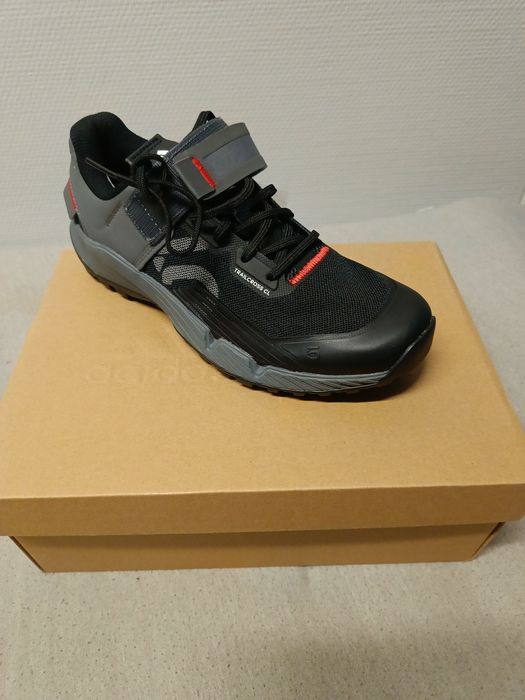 Buty Adidas roz.38
