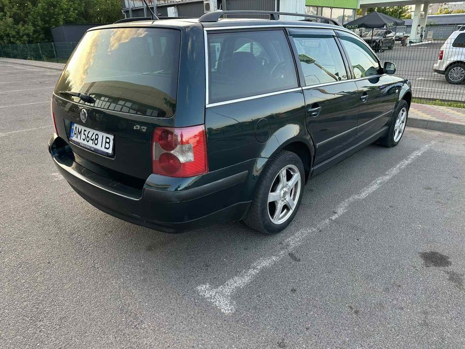 Volkswagen Passat 2001 VIN WVWZZZ3BZ1E152839 фото оголошення 2 з 9