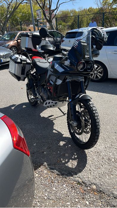 Ducati Desert X RR22