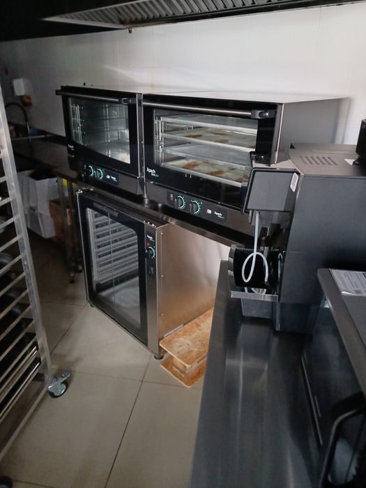 Терміновий продаж пекарні (кав'ярні) — повністю обладнана + генератор