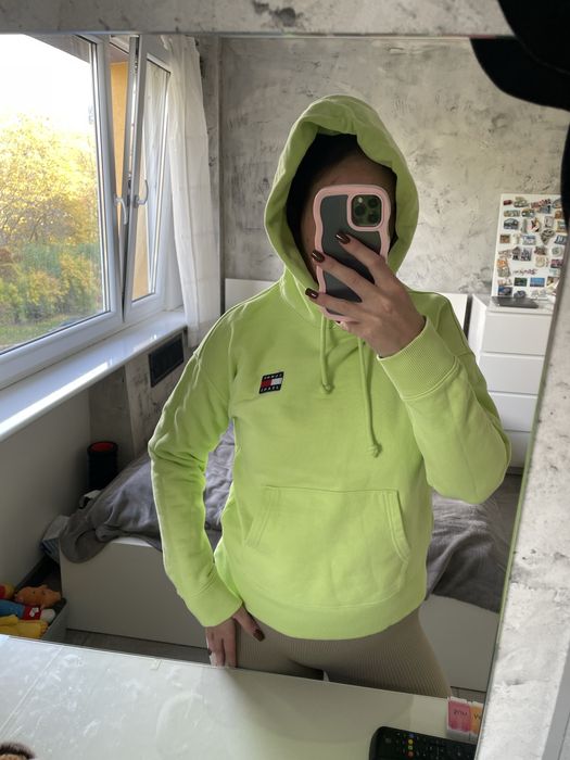 Bluza Tommy Hilfiger w neonowym stylu – S