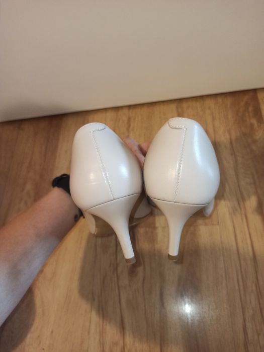 Buty szpilki rozm. 37