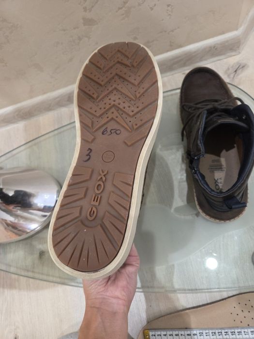 Ботінки Geox  45-46