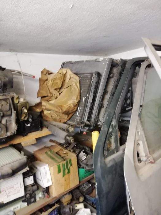 Motor e Portas completas de Peugeot 306, alfa Romeo, Citroën Saxo e AX