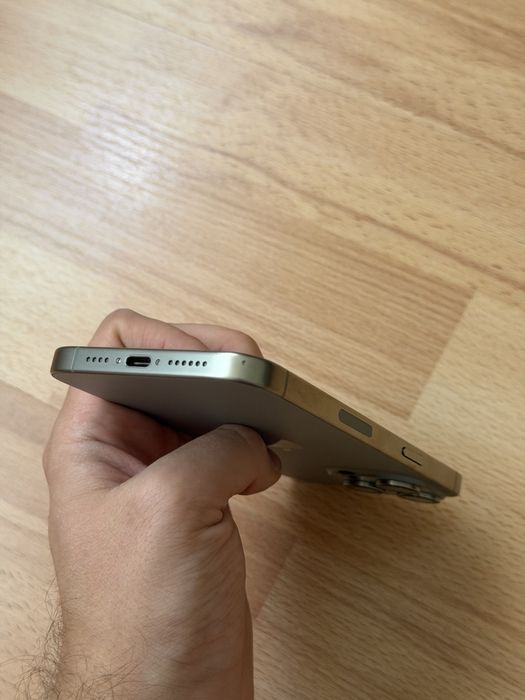 iPhone 15 Pro Max 256 GB Natural Titanium