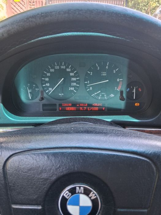 Bmw e 39 525i  2000r