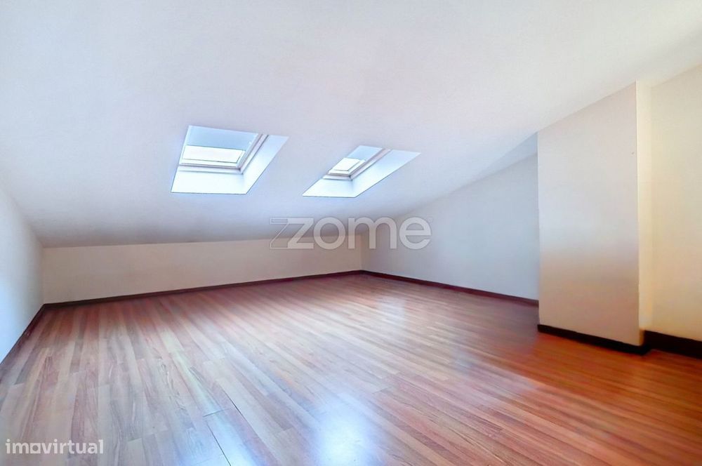 Apartamento T2 Duplex com duas entradas  – Centro da Gafanha da Naz...