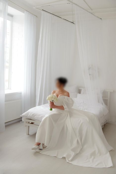 Весільне плаття (S-M)