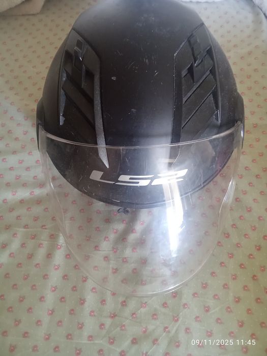 Vendo 2 capacete em bom estado