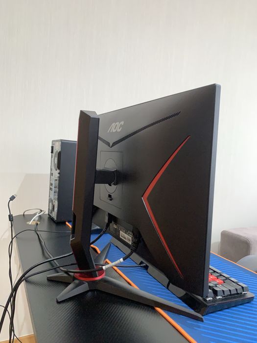 Pc gaming hp com monitor da AOC teclado da Omen e Rato Gaming