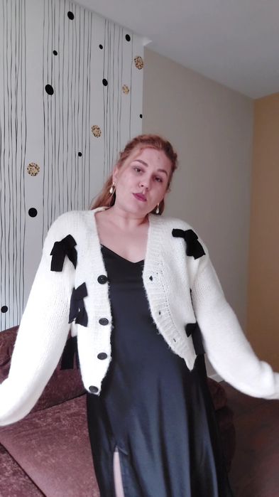 Кардиган в'язаний на гудзиках