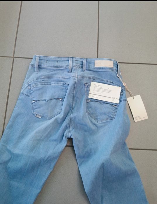 Calcas salsa tamanho 37
