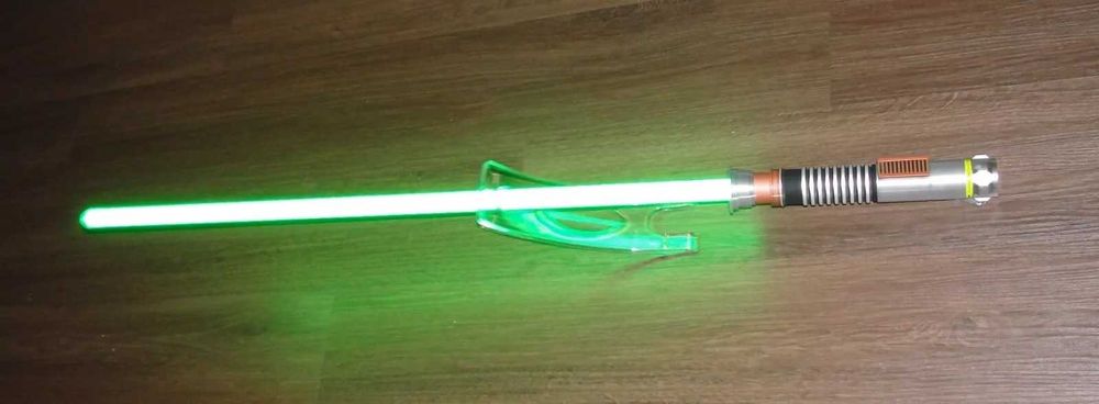 Меч Люка Скайуокера зеленый Force FX оригинал