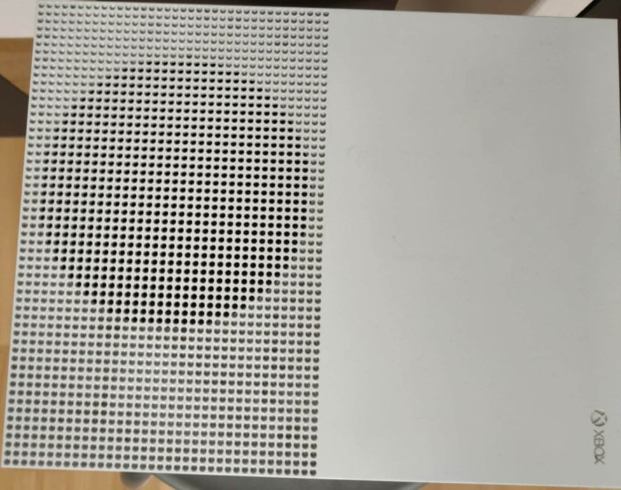 Xbox one S1TB + 7gier