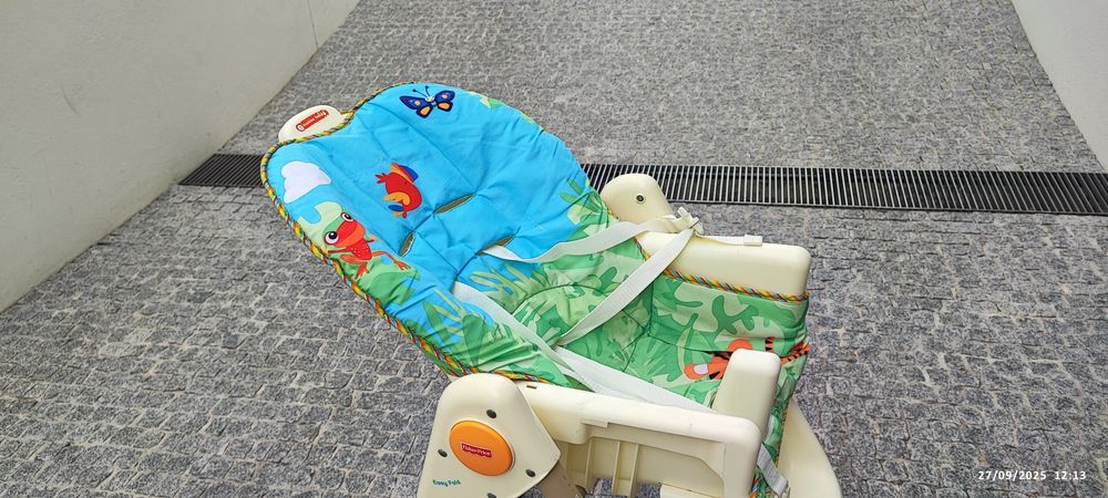 Cadeira de alimentação para bebé