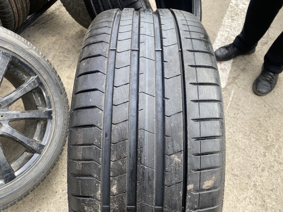 Шини Pirelli PZero 315/35 та 274/40 R21 111Y