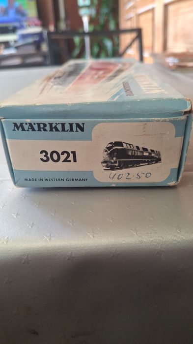 Locomotiva  Märklin 3021, série V 200 da Deutsche Bundesbahn (DB).Ano 1959.