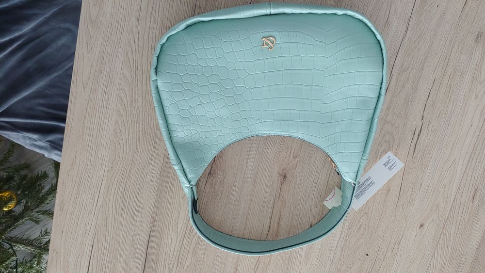 Miętowa torebka deichmann