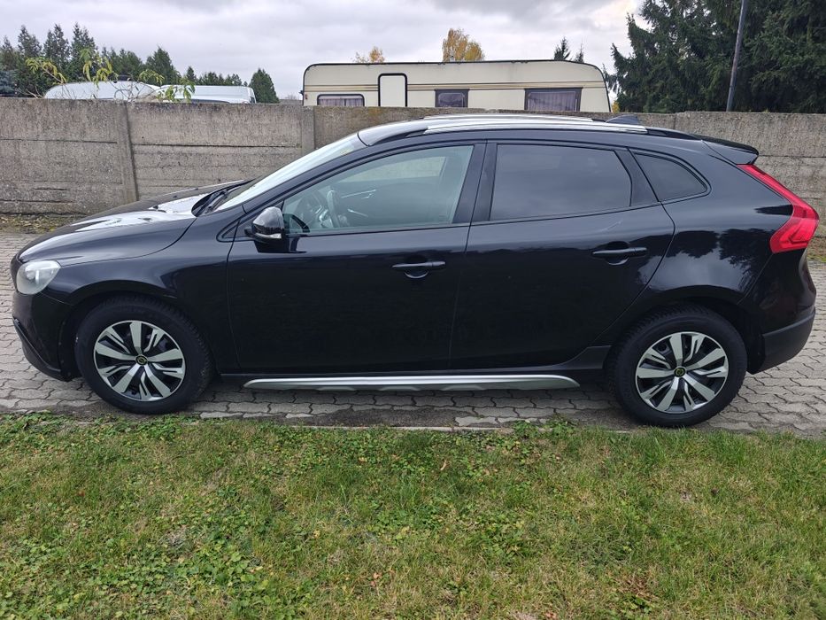 Volvo V40 Cross Country Momentum