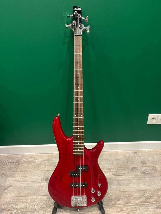 Бас-гитара Ibanez