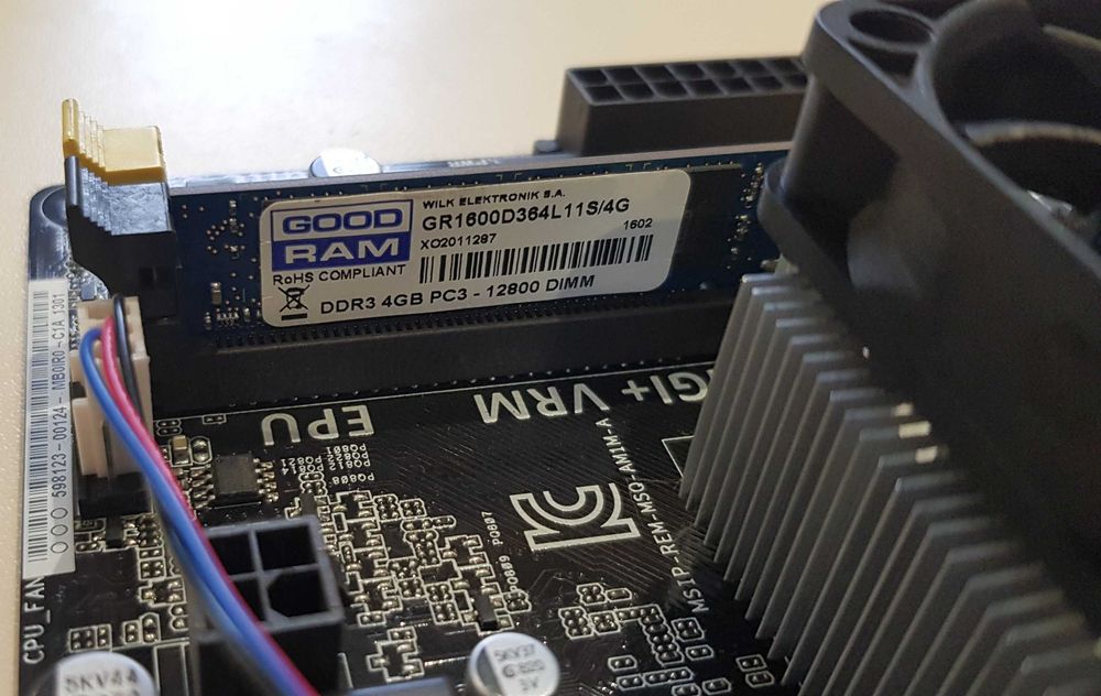 Материнська плата, процессор, оперативка, відеокарта