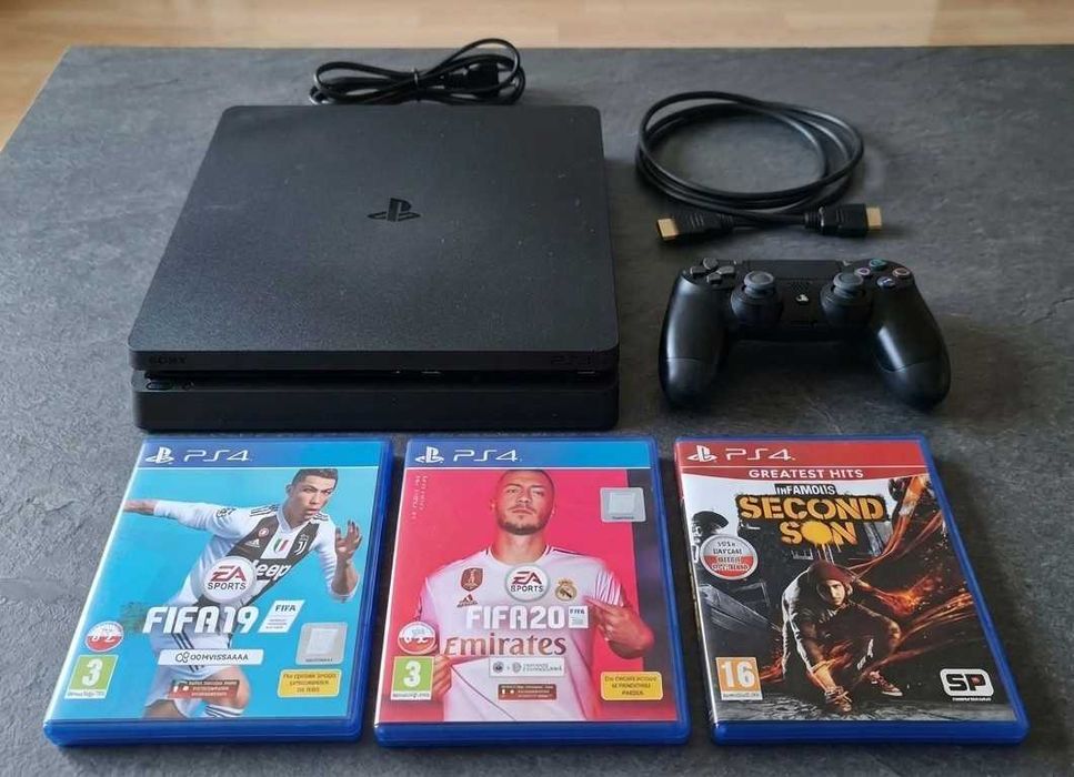 Sprzedam PlayStation 4 Slim 1TB, stan idealny