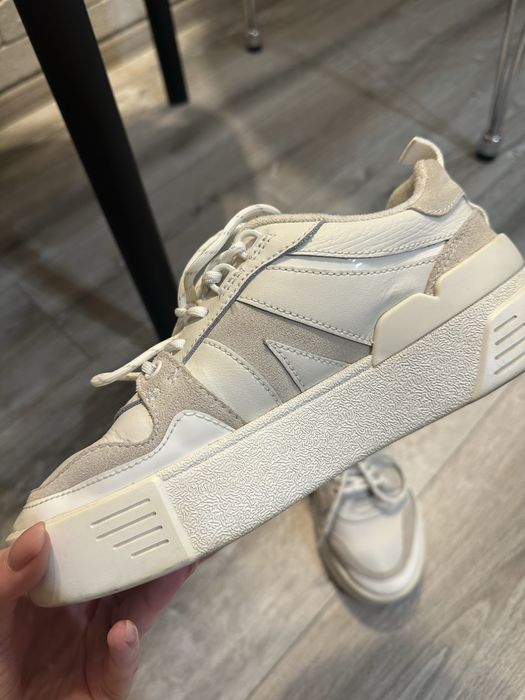 Жіночі кеди Lacoste