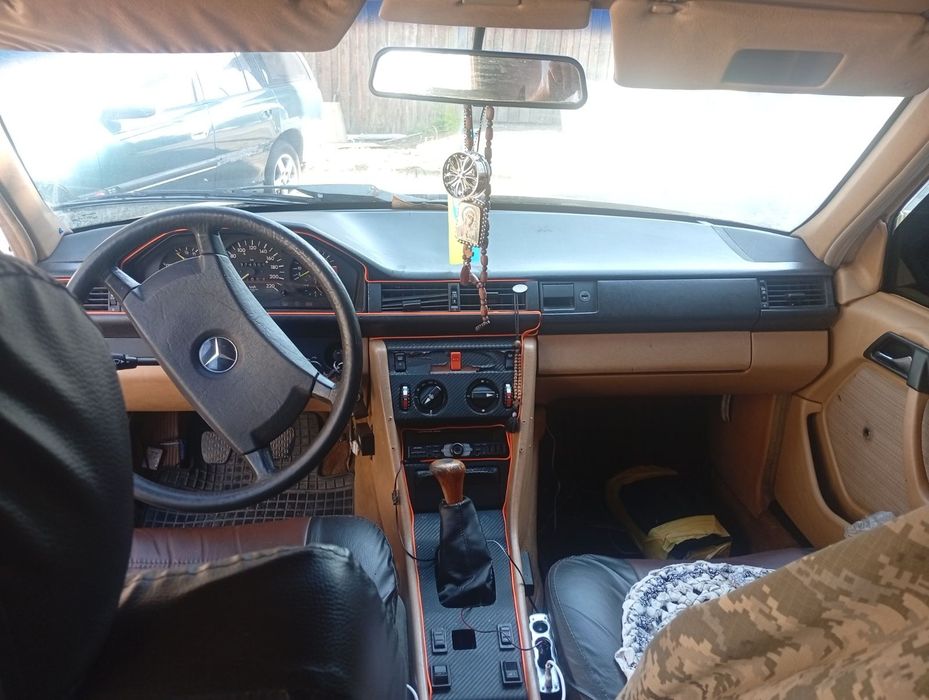 Срочно продам Ауді 100 А6 С4