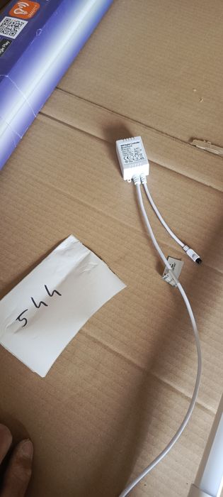 Lampa podłogowa narożnikowa Led