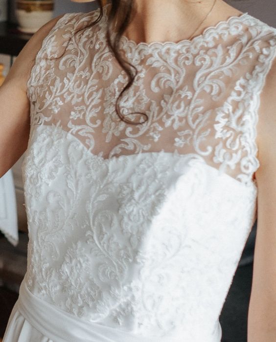 Suknia ślubna + buty gratis