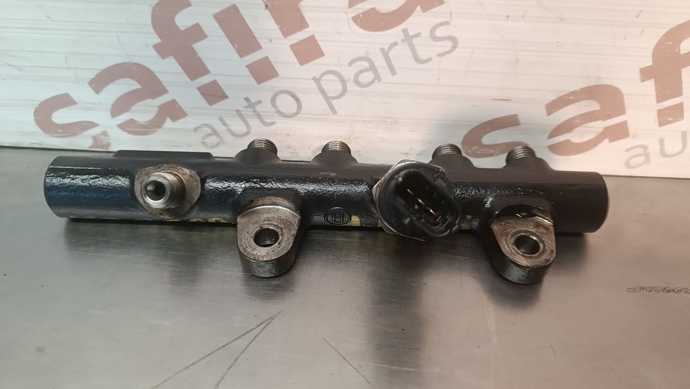 Rampa de Injeção RENAULT KANGOO - H8201157327