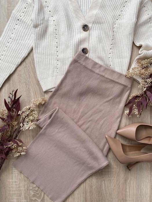 Тепла спідниця в рубчик лапша міді максі