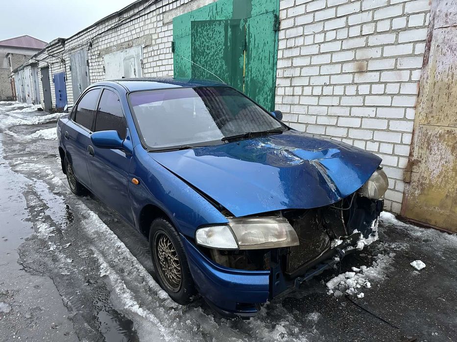 Продам мазду 323