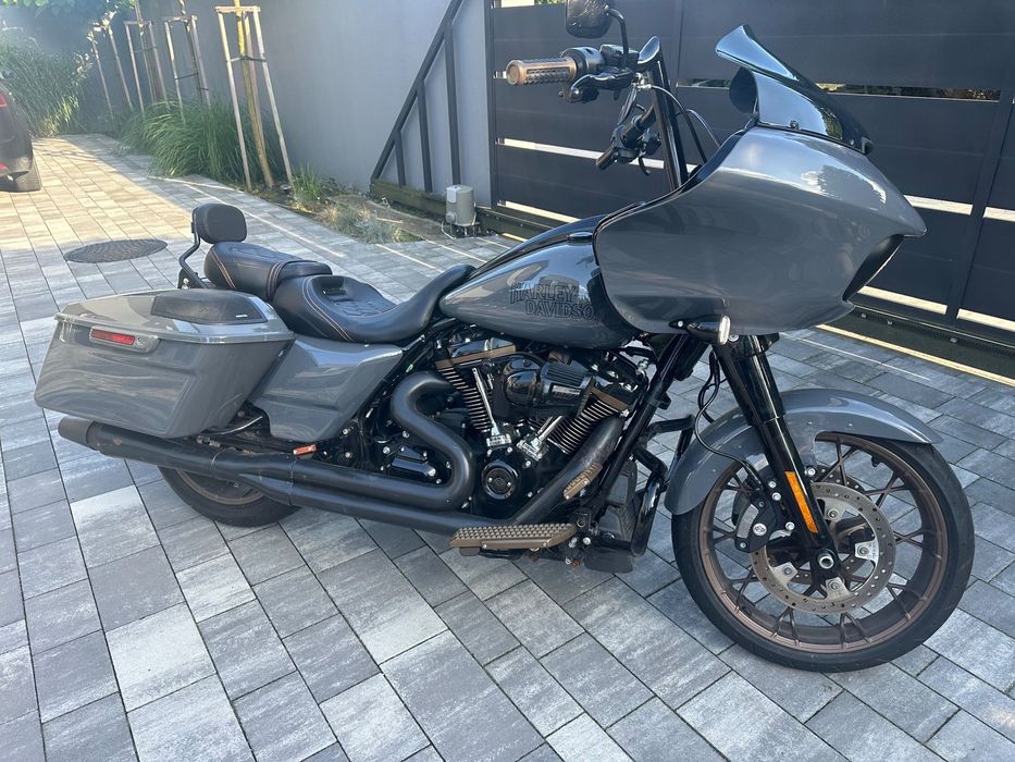 Harley-Davidson Touring Road Glide Road glide 117 soundz