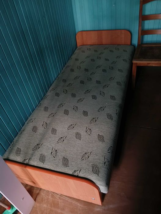 Tapczan jednoosobowy