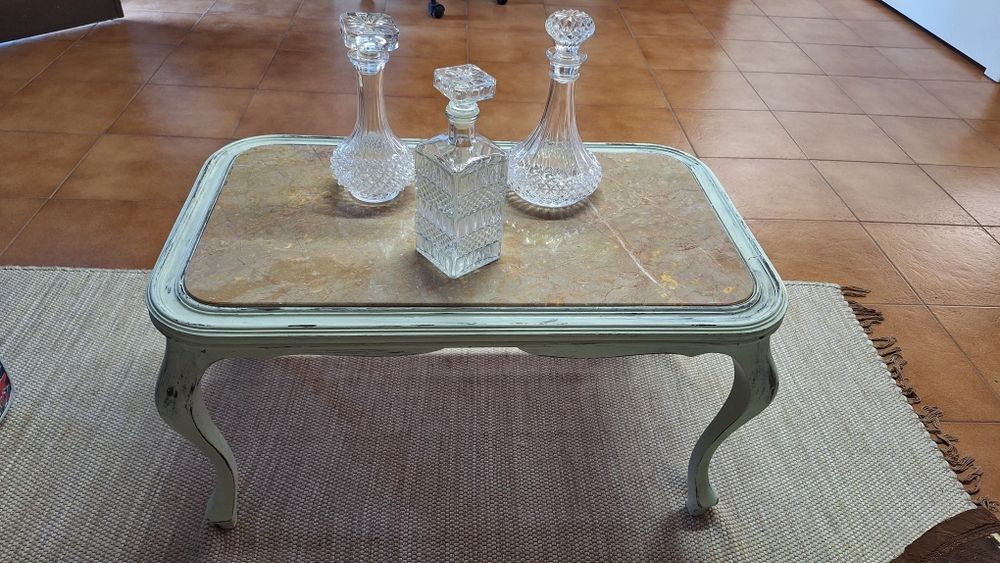 Mesa de centro vintage  estilo  provençal