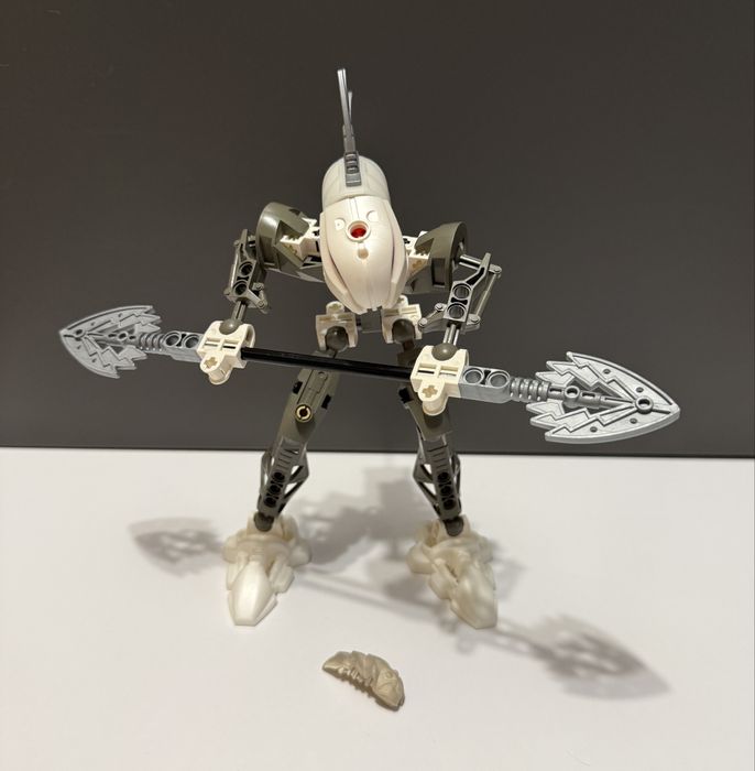 LEGO Bionicle 8588 - Kurahk, komplet z instrukcją i pudełkiem