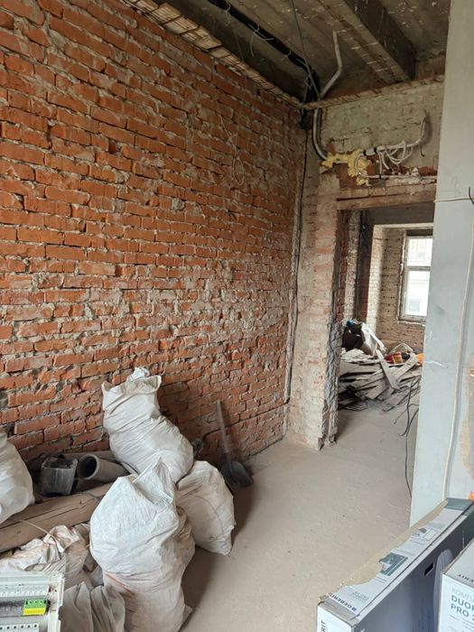 Продам смарт квартиру в центрі Ужгорода вул.Волошина