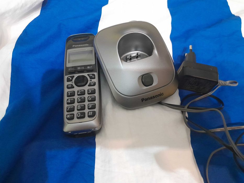 Panasonic KX-TG2511PD telefon bezprzewodowy DECT